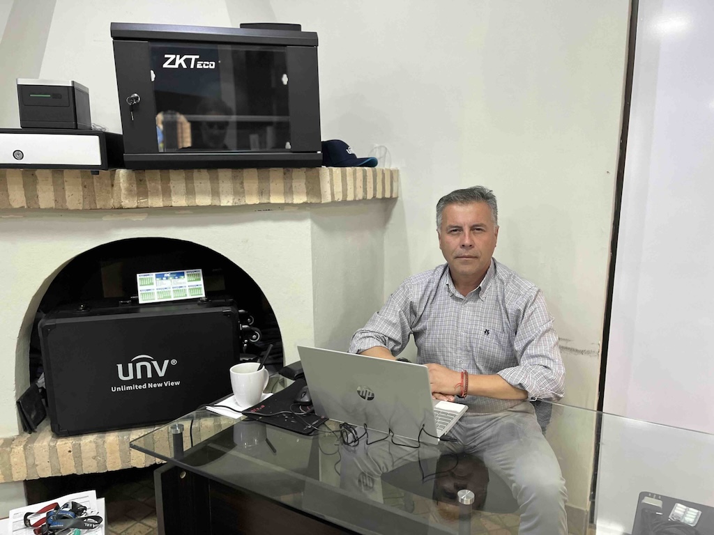 SISEGURA uniview infoseguridad